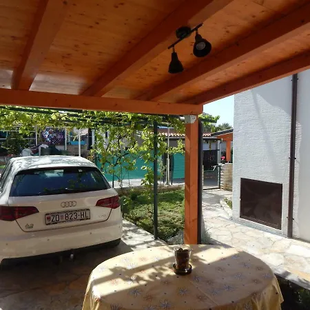 Apartment Duje *
