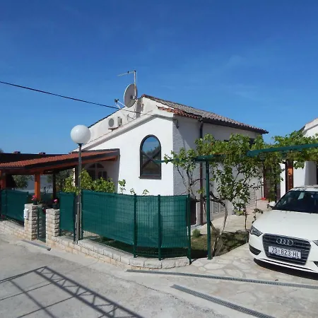 Duje Apartamento