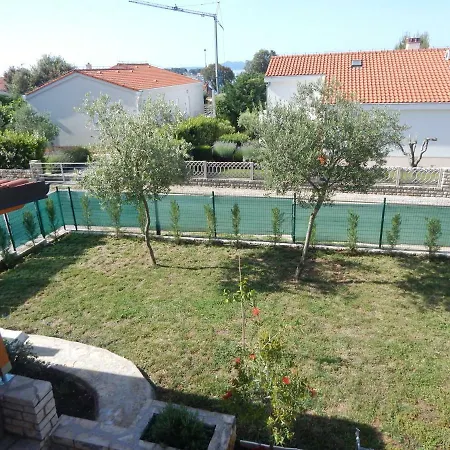 Duje Apartamento Petrcane