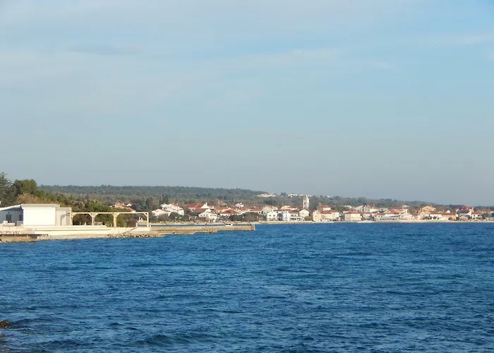 Duje Апартаменты *