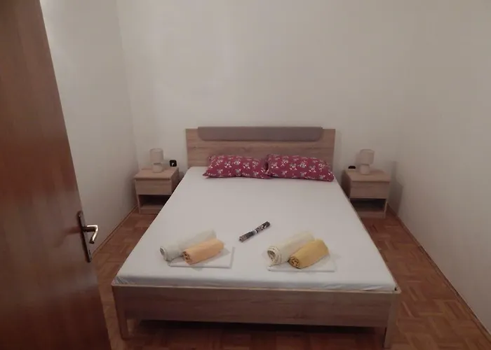 아파트 Duje 돈제페트레케인