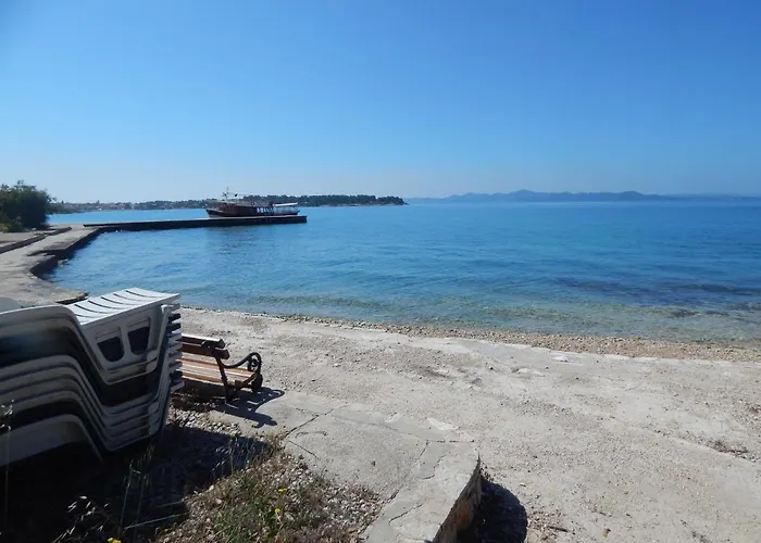 Duje Апартаменты Петрчане