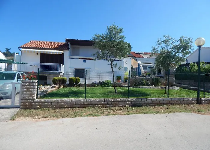 Апартаменты Duje